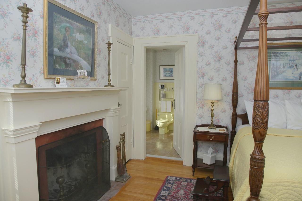 Bykenhulle House Bed And Breakfast Hopewell Junction Room photo